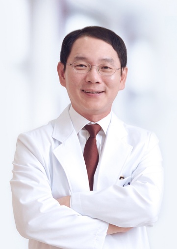 곽철 교수(비뇨의학교실, 공동교신저자)